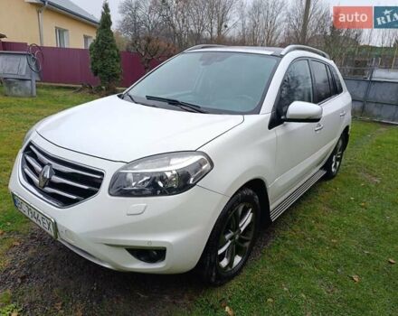 Белый Рено Колеос, объемом двигателя 2 л и пробегом 250 тыс. км за 10200 $, фото 2 на Automoto.ua