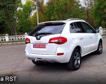 Белый Рено Колеос, объемом двигателя 2 л и пробегом 248 тыс. км за 12900 $, фото 2 на Automoto.ua