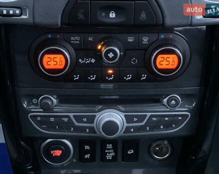 Белый Рено Колеос, объемом двигателя 2 л и пробегом 131 тыс. км за 13800 $, фото 21 на Automoto.ua