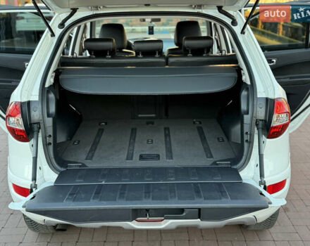 Білий Рено Колеос, об'ємом двигуна 2 л та пробігом 180 тис. км за 12300 $, фото 39 на Automoto.ua