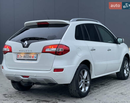 Белый Рено Колеос, объемом двигателя 2 л и пробегом 131 тыс. км за 13800 $, фото 11 на Automoto.ua