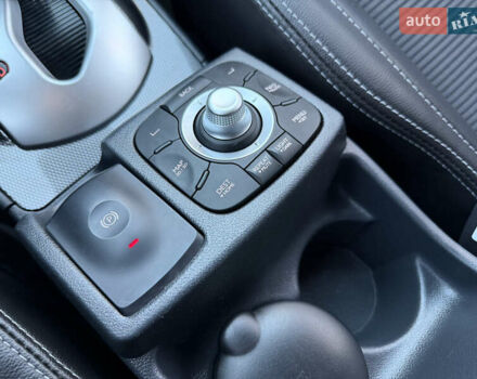 Білий Рено Колеос, об'ємом двигуна 2 л та пробігом 180 тис. км за 12300 $, фото 71 на Automoto.ua