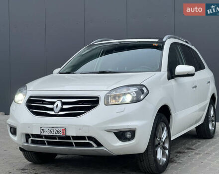 Белый Рено Колеос, объемом двигателя 2 л и пробегом 131 тыс. км за 13800 $, фото 3 на Automoto.ua