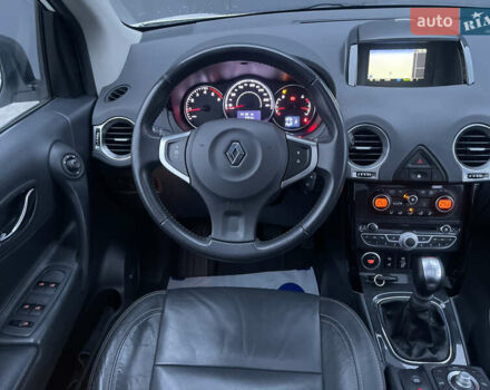 Белый Рено Колеос, объемом двигателя 2 л и пробегом 131 тыс. км за 13800 $, фото 17 на Automoto.ua