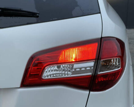 Белый Рено Колеос, объемом двигателя 2 л и пробегом 131 тыс. км за 13800 $, фото 13 на Automoto.ua