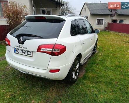 Белый Рено Колеос, объемом двигателя 2 л и пробегом 250 тыс. км за 10200 $, фото 5 на Automoto.ua