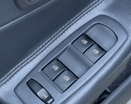 Белый Рено Колеос, объемом двигателя 2 л и пробегом 131 тыс. км за 13800 $, фото 35 на Automoto.ua