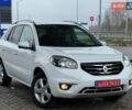 Белый Рено Колеос, объемом двигателя 2 л и пробегом 225 тыс. км за 12200 $, фото 1 на Automoto.ua