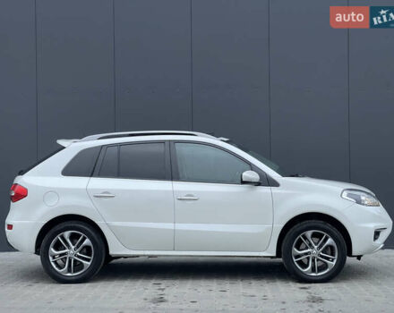 Белый Рено Колеос, объемом двигателя 2 л и пробегом 131 тыс. км за 13800 $, фото 7 на Automoto.ua