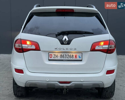 Белый Рено Колеос, объемом двигателя 2 л и пробегом 131 тыс. км за 13800 $, фото 10 на Automoto.ua