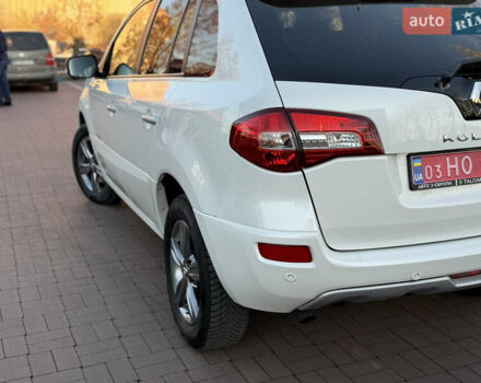 Білий Рено Колеос, об'ємом двигуна 2 л та пробігом 180 тис. км за 12300 $, фото 57 на Automoto.ua