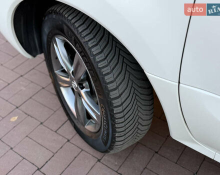 Білий Рено Колеос, об'ємом двигуна 2 л та пробігом 180 тис. км за 12300 $, фото 41 на Automoto.ua