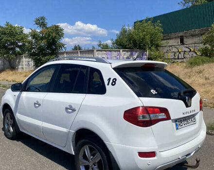 Білий Рено Колеос, об'ємом двигуна 2 л та пробігом 260 тис. км за 12500 $, фото 4 на Automoto.ua
