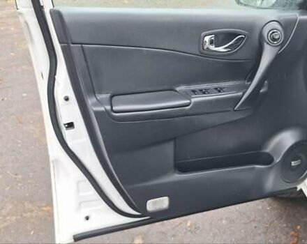 Белый Рено Колеос, объемом двигателя 2 л и пробегом 182 тыс. км за 13300 $, фото 55 на Automoto.ua