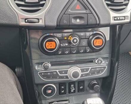 Белый Рено Колеос, объемом двигателя 2 л и пробегом 182 тыс. км за 13300 $, фото 114 на Automoto.ua