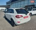 Білий Рено Колеос, об'ємом двигуна 2 л та пробігом 142 тис. км за 10700 $, фото 4 на Automoto.ua