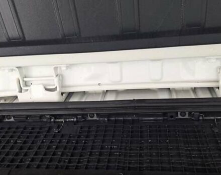 Белый Рено Колеос, объемом двигателя 2 л и пробегом 182 тыс. км за 13300 $, фото 23 на Automoto.ua