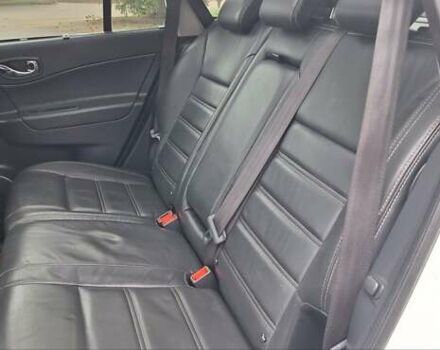 Белый Рено Колеос, объемом двигателя 2 л и пробегом 182 тыс. км за 13300 $, фото 49 на Automoto.ua