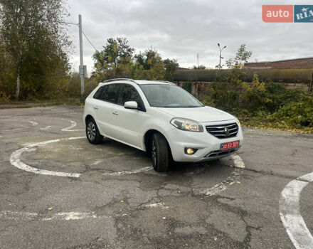 Рено Колеос 2013 в Конотопе на Automoto.ua Белый Рено Колеос, объемом двигателя 2 л и пробегом 254 тыс. км за 11700 $, фото 6 на Automoto.ua