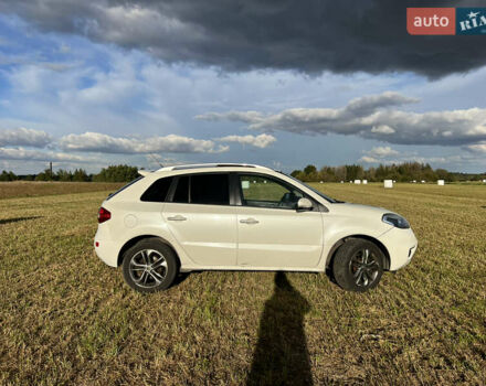 Белый Рено Колеос, объемом двигателя 2 л и пробегом 268 тыс. км за 6606 $, фото 1 на Automoto.ua