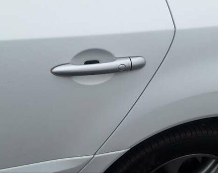 Белый Рено Колеос, объемом двигателя 2 л и пробегом 182 тыс. км за 13300 $, фото 24 на Automoto.ua