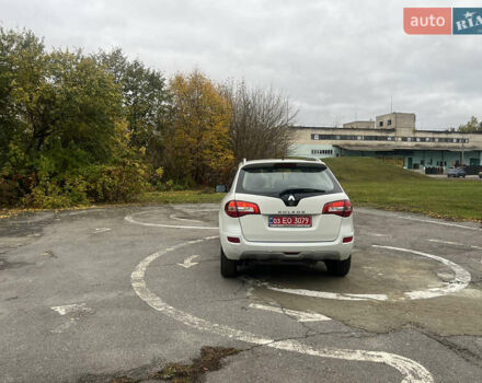Рено Колеос 2013 в Конотопе на Automoto.ua Белый Рено Колеос, объемом двигателя 2 л и пробегом 254 тыс. км за 11700 $, фото 9 на Automoto.ua