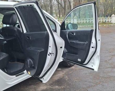 Белый Рено Колеос, объемом двигателя 2 л и пробегом 182 тыс. км за 13300 $, фото 81 на Automoto.ua