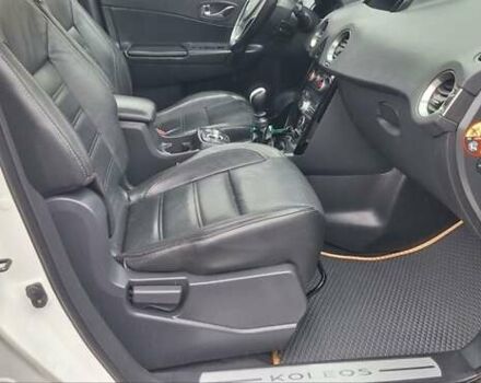 Белый Рено Колеос, объемом двигателя 2 л и пробегом 182 тыс. км за 13300 $, фото 71 на Automoto.ua