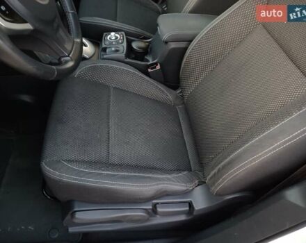 Білий Рено Колеос, об'ємом двигуна 2 л та пробігом 187 тис. км за 11899 $, фото 22 на Automoto.ua