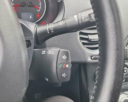 Белый Рено Колеос, объемом двигателя 2 л и пробегом 182 тыс. км за 13300 $, фото 120 на Automoto.ua