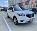 Белый Рено Колеос, объемом двигателя 2 л и пробегом 135 тыс. км за 12000 $, фото 1 на Automoto.ua