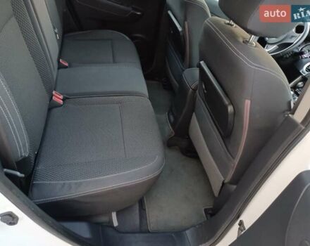 Білий Рено Колеос, об'ємом двигуна 2 л та пробігом 187 тис. км за 11899 $, фото 27 на Automoto.ua