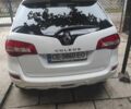 Белый Рено Колеос, объемом двигателя 2 л и пробегом 280 тыс. км за 12500 $, фото 3 на Automoto.ua