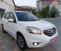 Белый Рено Колеос, объемом двигателя 2 л и пробегом 187 тыс. км за 12599 $, фото 4 на Automoto.ua