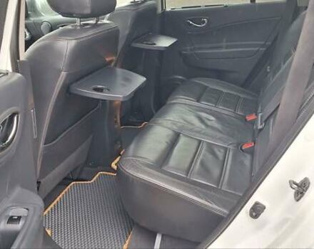 Белый Рено Колеос, объемом двигателя 2 л и пробегом 182 тыс. км за 13300 $, фото 52 на Automoto.ua