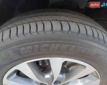 Білий Рено Колеос, об'ємом двигуна 2 л та пробігом 187 тис. км за 11899 $, фото 32 на Automoto.ua