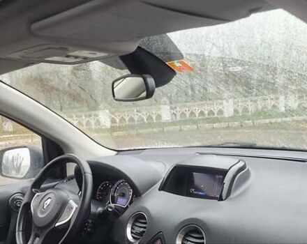 Белый Рено Колеос, объемом двигателя 2 л и пробегом 182 тыс. км за 13300 $, фото 68 на Automoto.ua