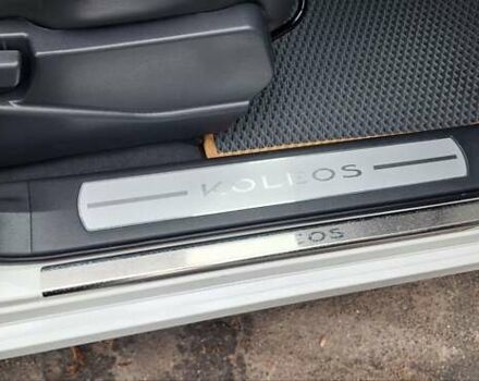 Белый Рено Колеос, объемом двигателя 2 л и пробегом 182 тыс. км за 13300 $, фото 132 на Automoto.ua