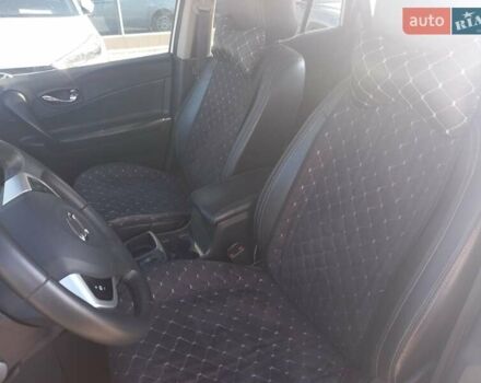 Білий Рено Колеос, об'ємом двигуна 2 л та пробігом 142 тис. км за 10700 $, фото 10 на Automoto.ua