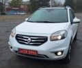 Белый Рено Колеос, объемом двигателя 2 л и пробегом 182 тыс. км за 13300 $, фото 95 на Automoto.ua