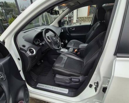 Білий Рено Колеос, об'ємом двигуна 2 л та пробігом 246 тис. км за 14199 $, фото 11 на Automoto.ua