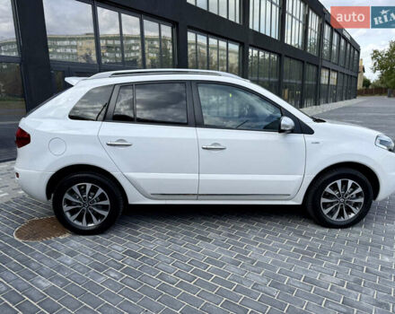 Белый Рено Колеос, объемом двигателя 2 л и пробегом 192 тыс. км за 15500 $, фото 13 на Automoto.ua