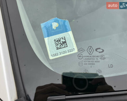 Білий Рено Колеос, об'ємом двигуна 2 л та пробігом 256 тис. км за 10900 $, фото 13 на Automoto.ua