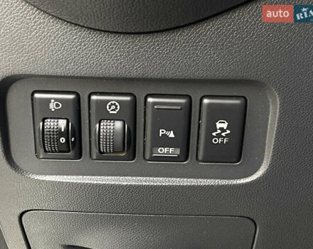 Белый Рено Колеос, объемом двигателя 2 л и пробегом 277 тыс. км за 12700 $, фото 9 на Automoto.ua