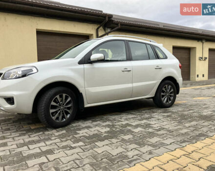 Білий Рено Колеос, об'ємом двигуна 2 л та пробігом 256 тис. км за 10900 $, фото 5 на Automoto.ua