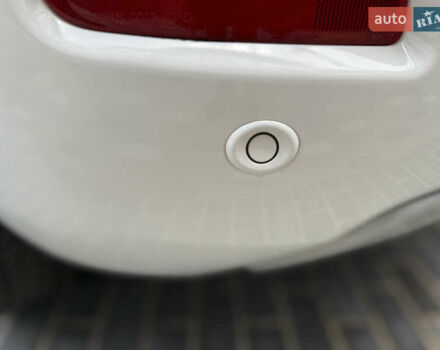 Белый Рено Колеос, объемом двигателя 2 л и пробегом 192 тыс. км за 15500 $, фото 37 на Automoto.ua