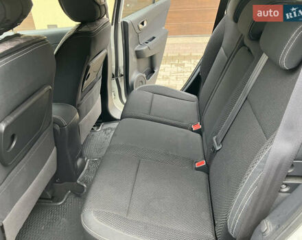 Білий Рено Колеос, об'ємом двигуна 2 л та пробігом 256 тис. км за 10900 $, фото 23 на Automoto.ua