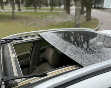 Белый Рено Колеос, объемом двигателя 2 л и пробегом 273 тыс. км за 11799 $, фото 26 на Automoto.ua