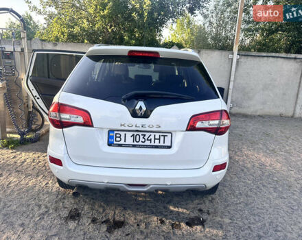 Білий Рено Колеос, об'ємом двигуна 2 л та пробігом 280 тис. км за 13500 $, фото 2 на Automoto.ua