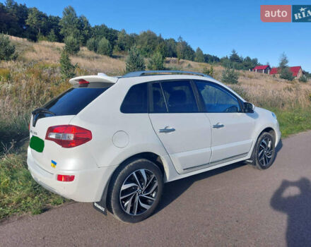 Белый Рено Колеос, объемом двигателя 2 л и пробегом 168 тыс. км за 13700 $, фото 7 на Automoto.ua